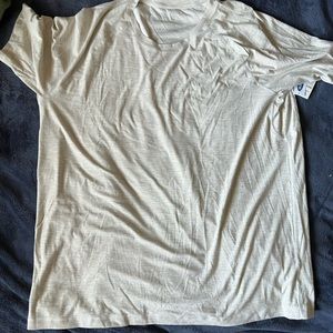 NWT old navy workout shirt